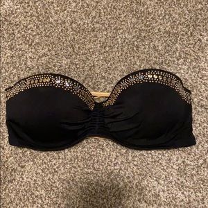 Strapless bathing suit top